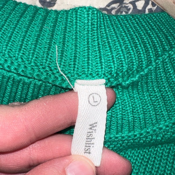 Green dolman sweater - Picture 2 of 4